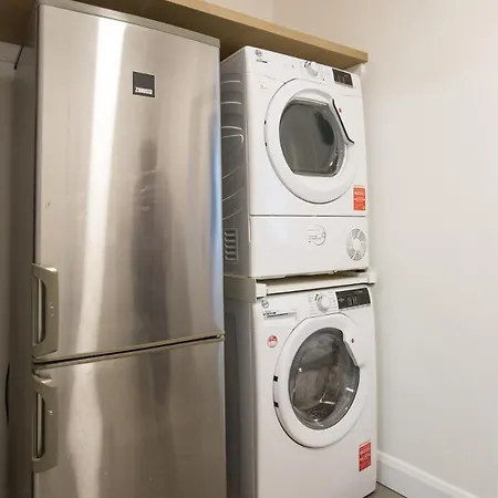 Contractor's Kildare 4 Double Bedrooms דירה Bodenstown