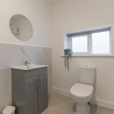 Contractor's Kildare 4 Double Bedrooms Bodenstown