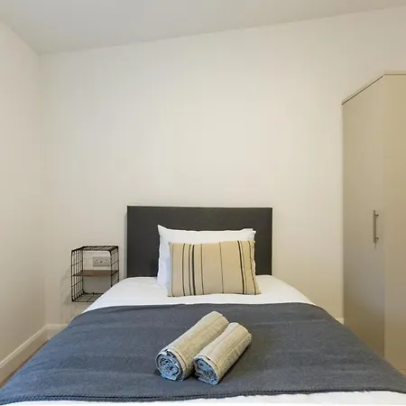 Contractor's Kildare 4 Double Bedrooms Bodenstown